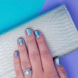 Color Street Nail Strips - Open Hearts